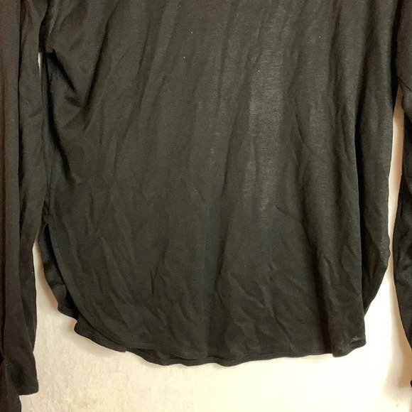 Platinum by Dorothy Schoelen Black Rayon Turtleneck top with wrist ties Small - Picture 4 of 12